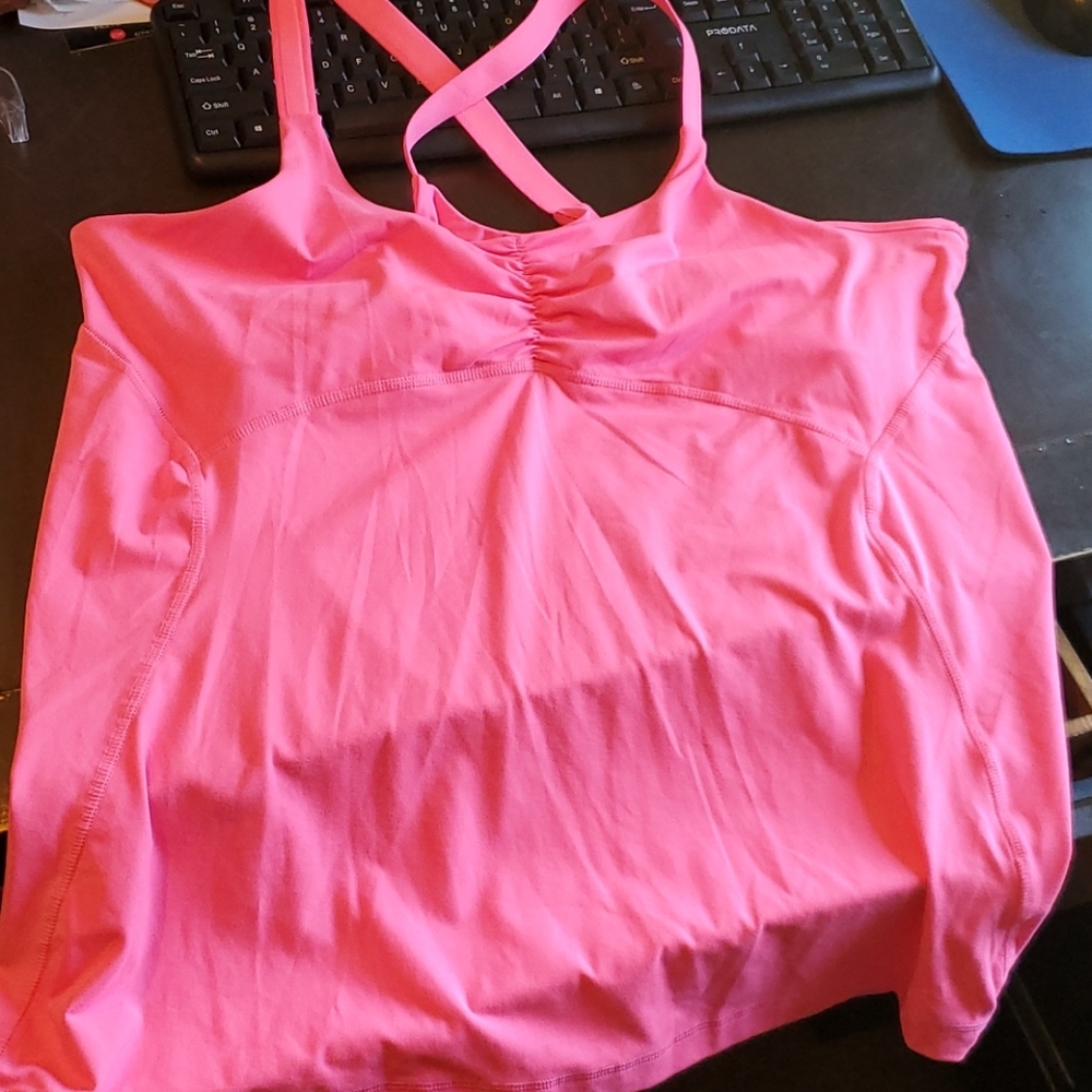 NEW Adidas Crisscross back workout shelf bra - NEW